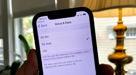 钢城苹果手机维修分享iPhone 12如何打开或关闭5G网络 